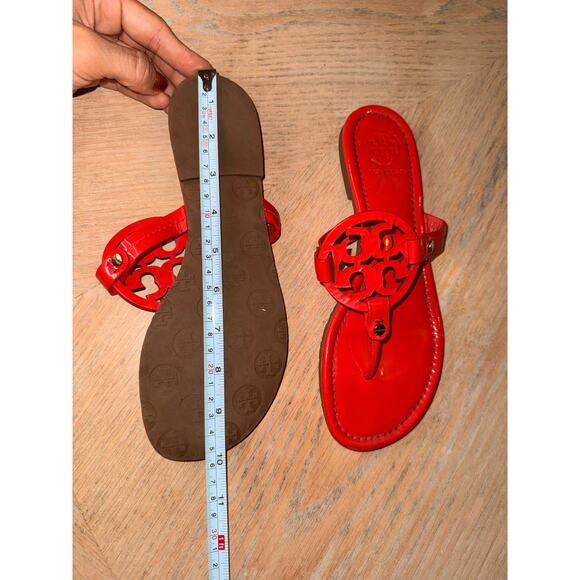 Tory Burch patent leather miller thong sandal in blazing red size 9 - Picture 11 of 12